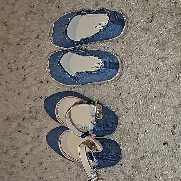 Baby GAP Baby Girls Chambray Shoe Bundle Size 5 - Picture 2 of 3